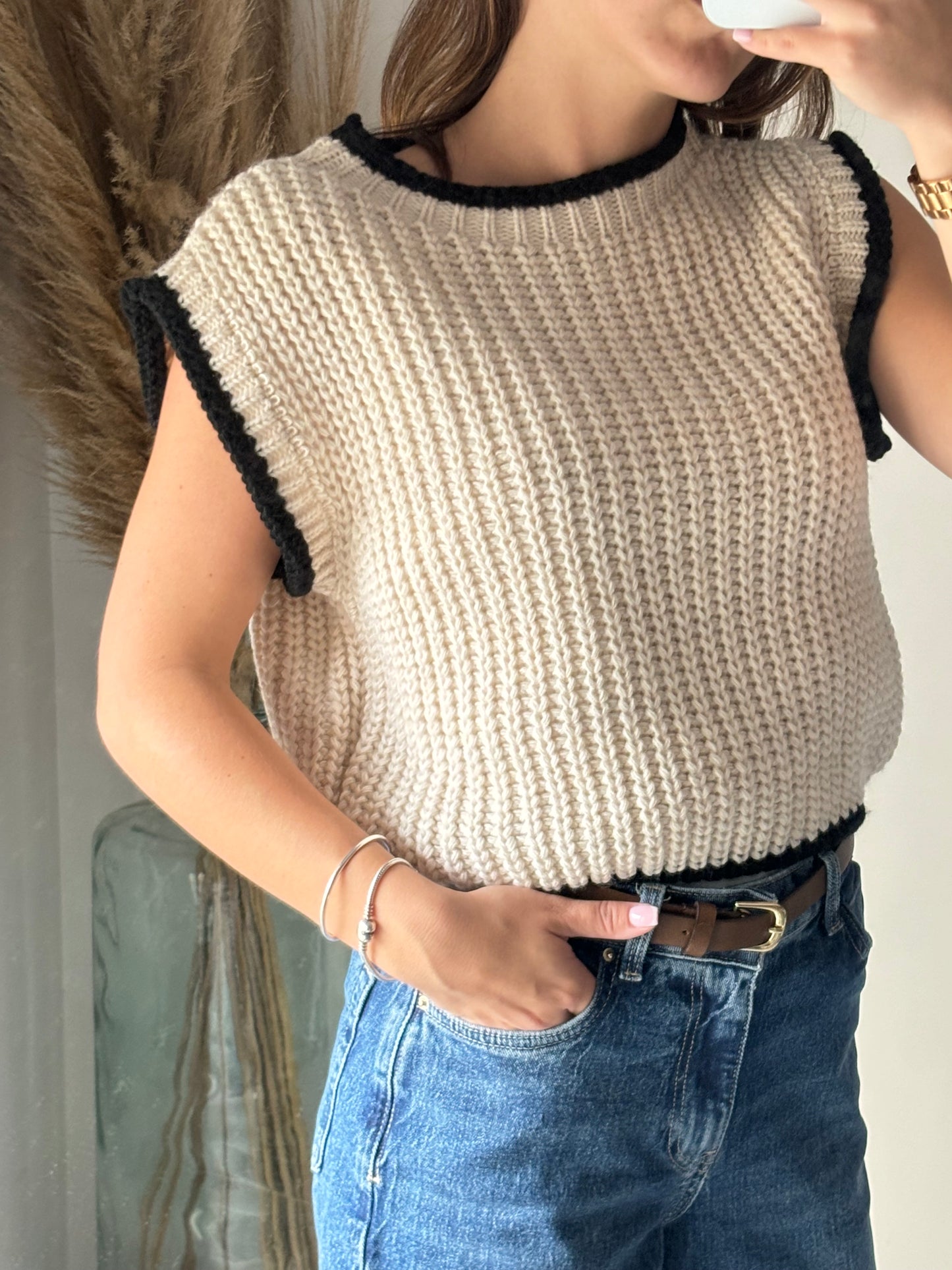 Pull sans manche « Gaby » beige