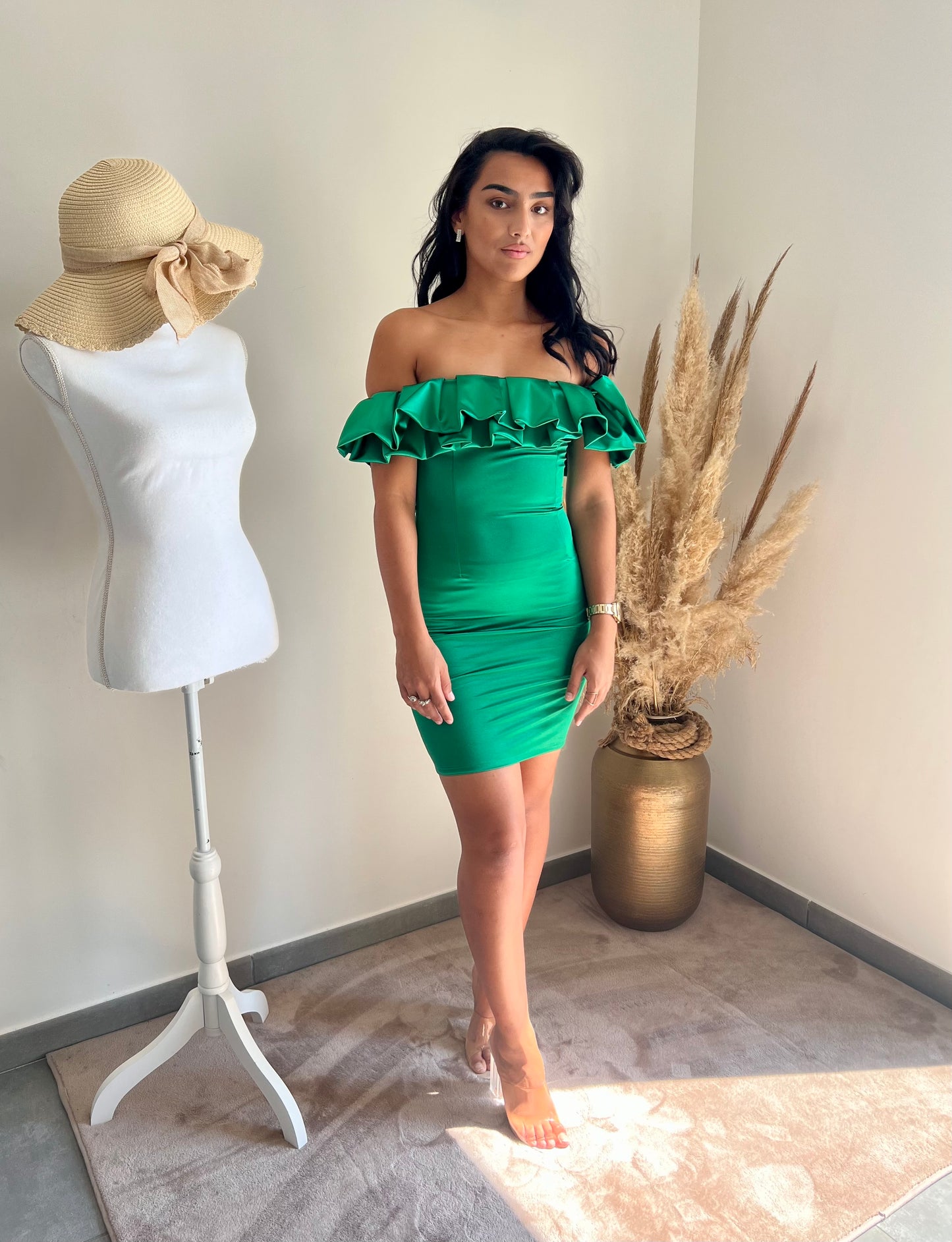 Robe de soirée satinée verte